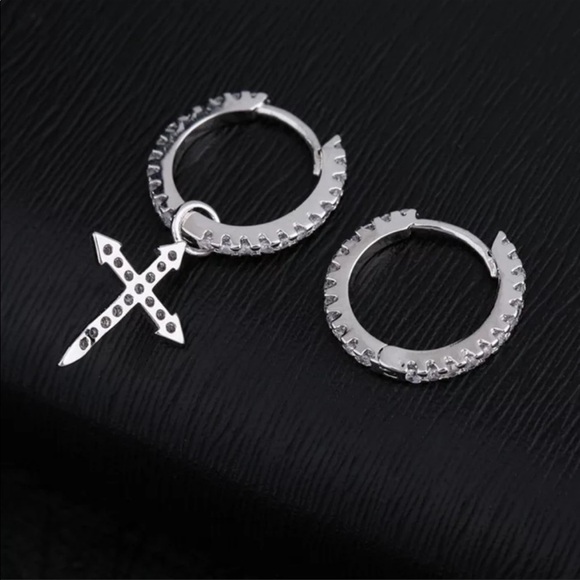 925 STERLING SILVER PENDANT CROSS EARRINGS, NICE EARRINGS, CUTE EARRINGS - Picture 5 of 5